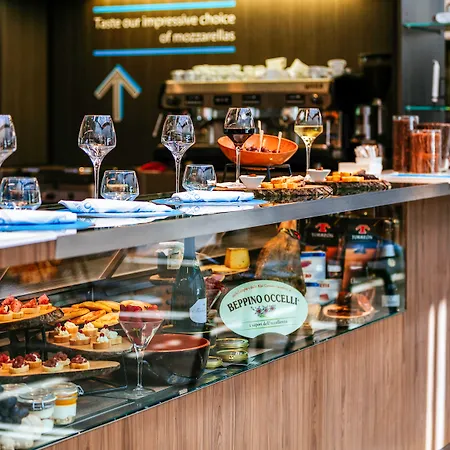 Szálloda Novotel Linate Aeroporto Milánó