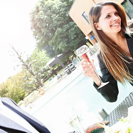 Novotel Linate Aeroporto Hotel 4*