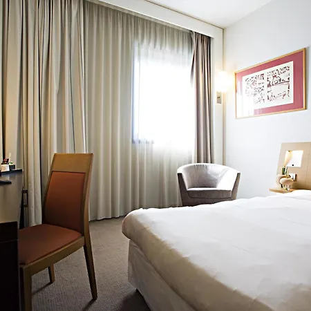 Отель Novotel Linate Aeroporto 4*