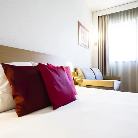Novotel Linate Aeroporto 4* Milan